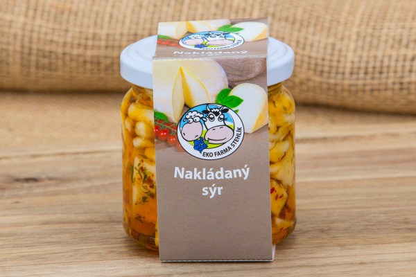 nakladany-syr-koreneny